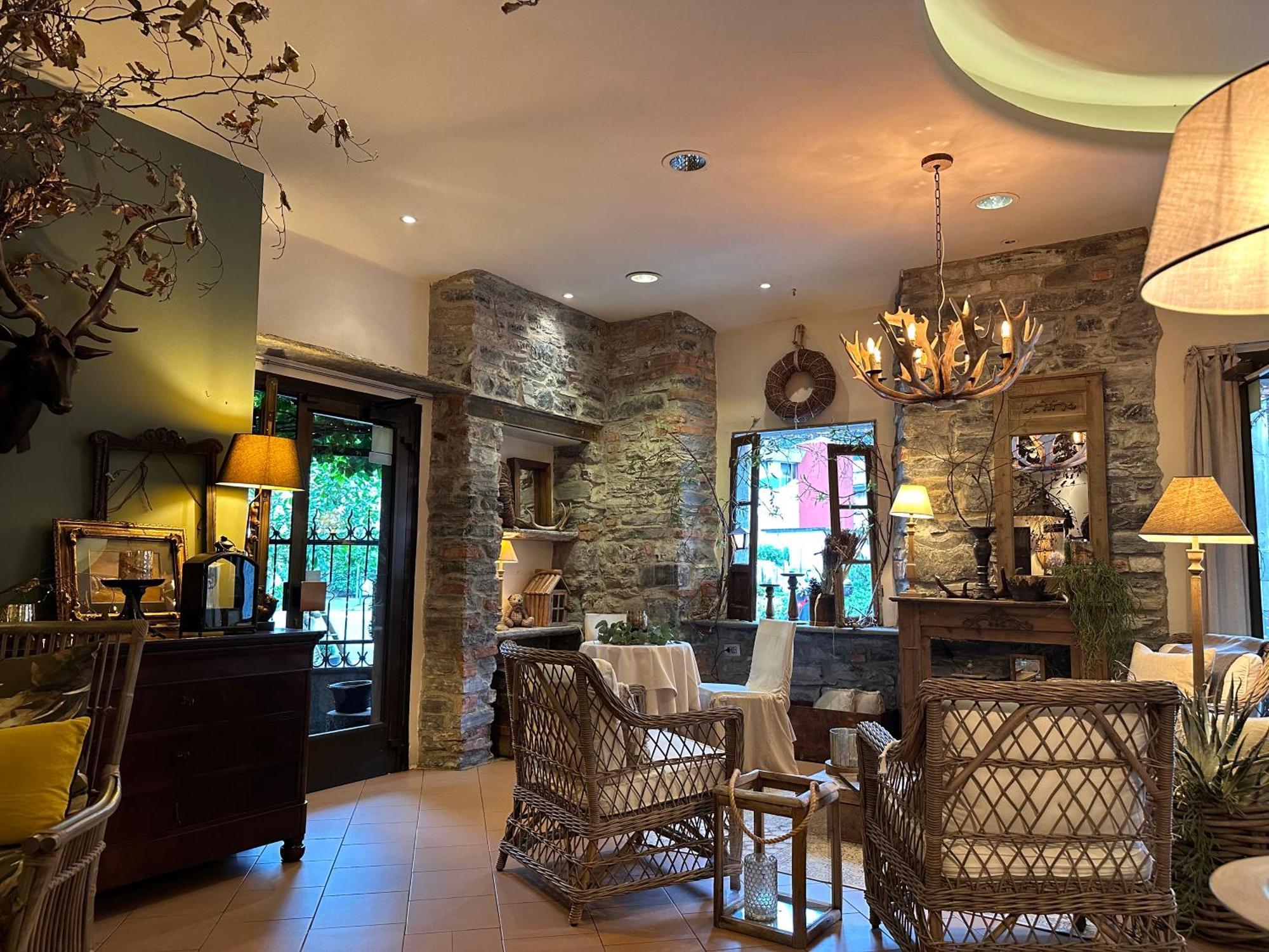 Hotel Ristorante San Giuseppe Cernobbio Buitenkant foto